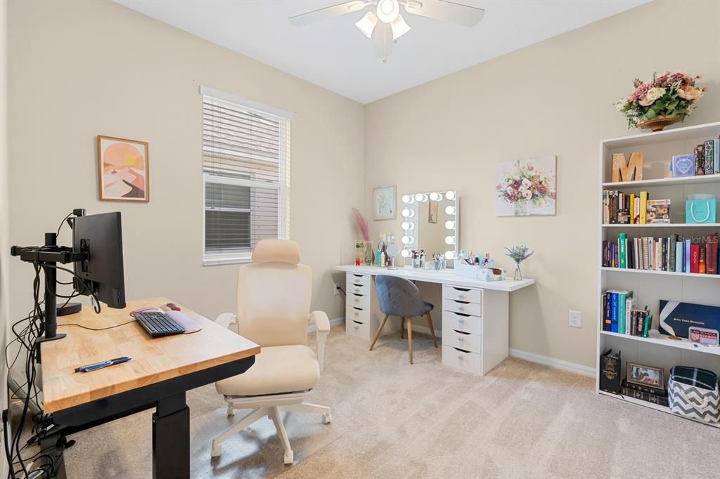 For Sale: $400,000 (4 beds, 2 baths, 1975 Square Feet)