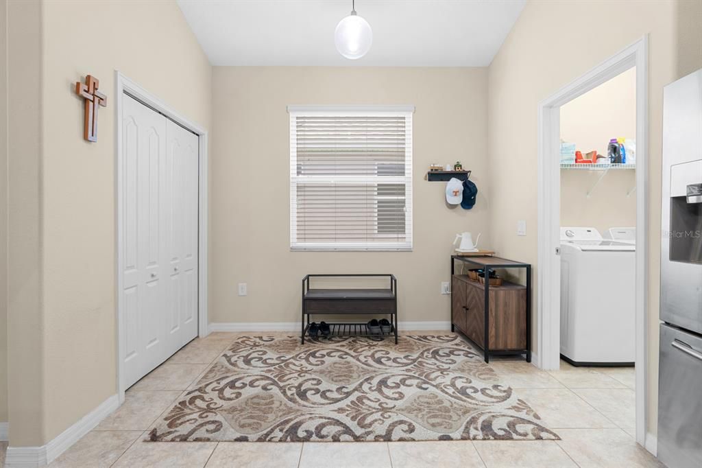 For Sale: $400,000 (4 beds, 2 baths, 1975 Square Feet)