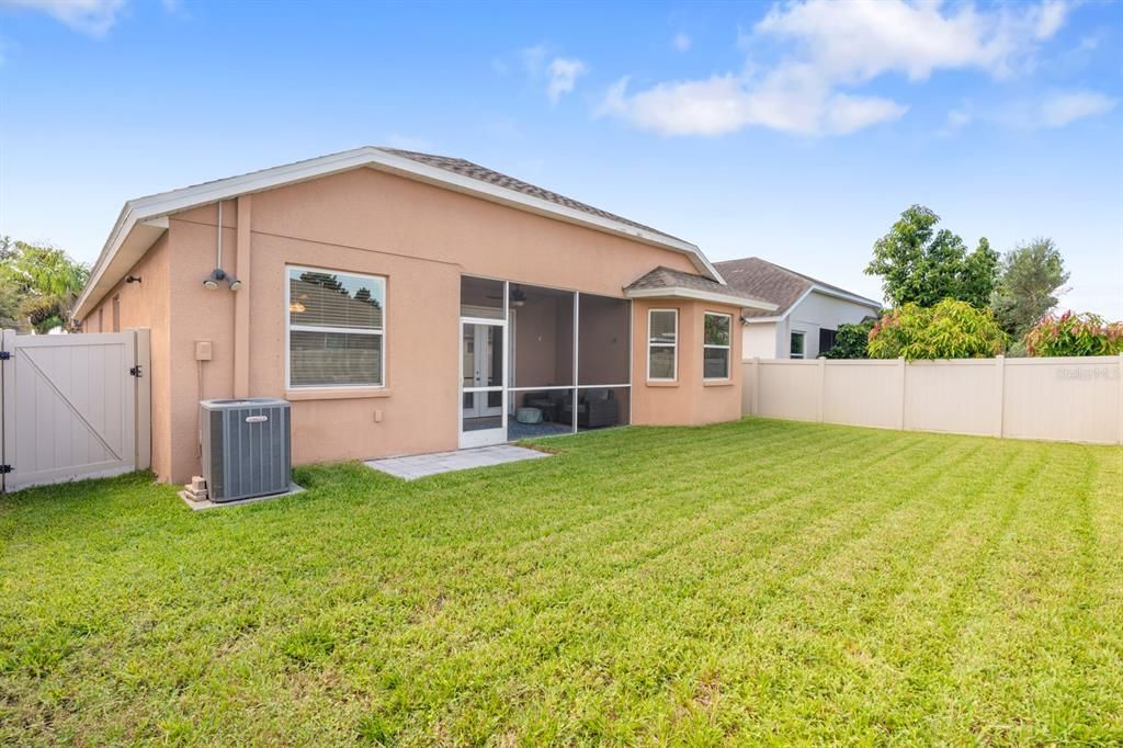 For Sale: $400,000 (4 beds, 2 baths, 1975 Square Feet)