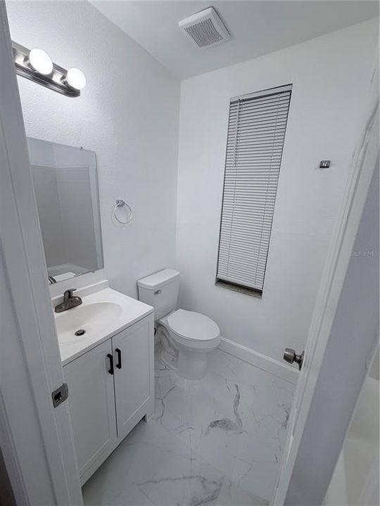 For Sale: $389,900 (4 beds, 2 baths, 1320 Square Feet)