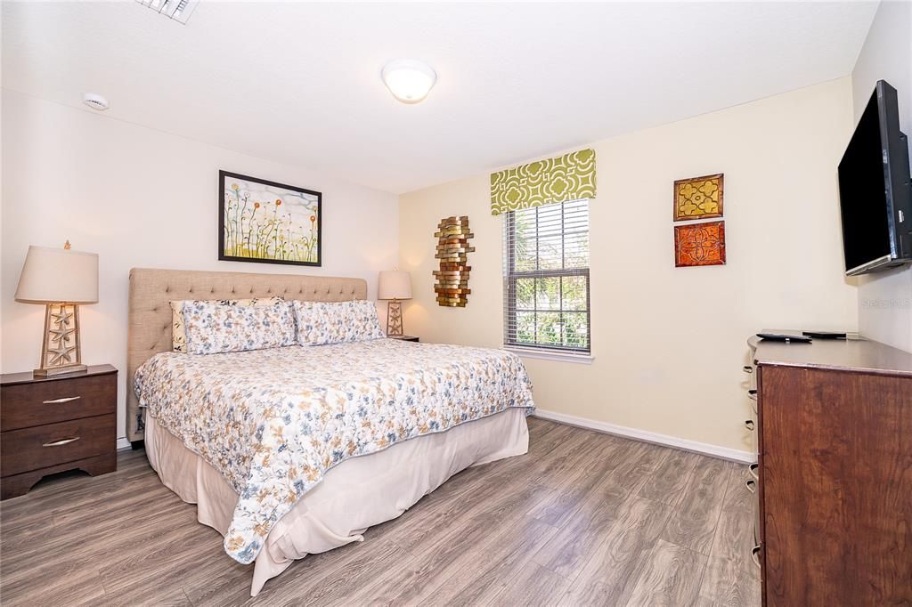 For Sale: $649,000 (9 beds, 6 baths, 4391 Square Feet)
