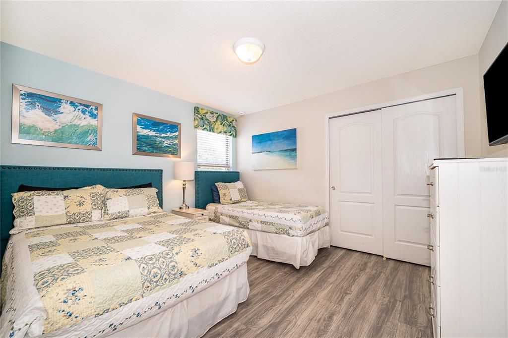 For Sale: $649,000 (9 beds, 6 baths, 4391 Square Feet)