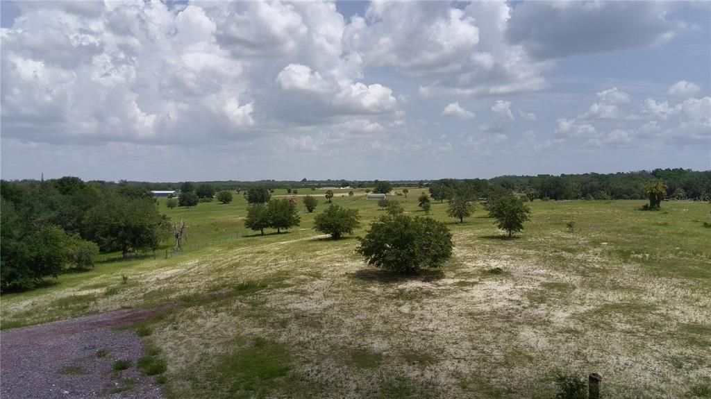 На продажу: $290,000 (10.63 acres)