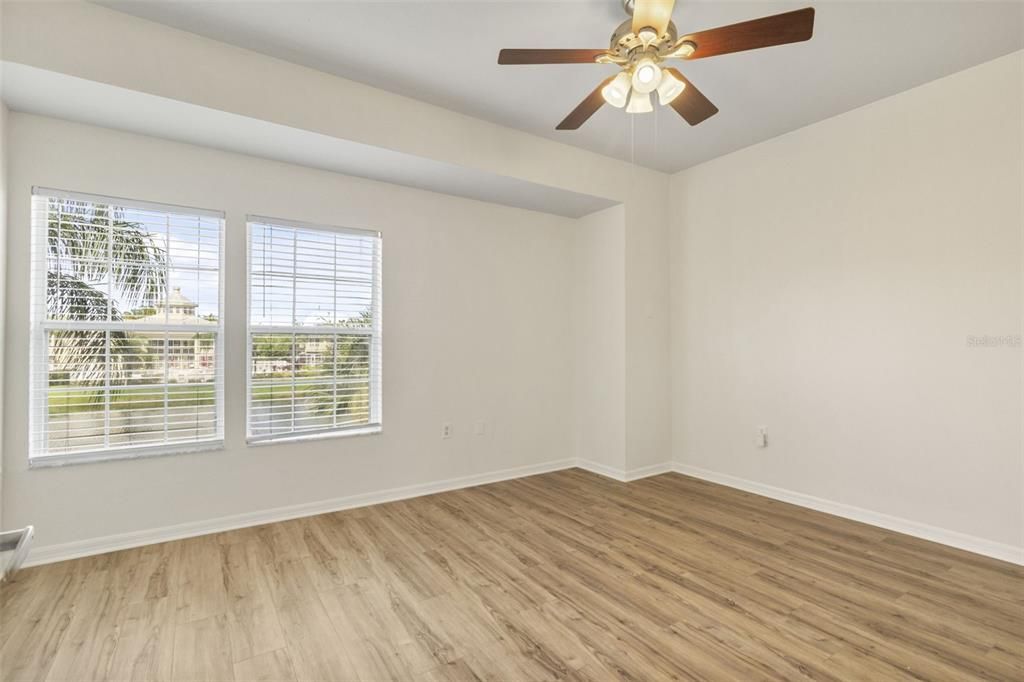 For Rent: $2,250 (3 beds, 2 baths, 1282 Square Feet)