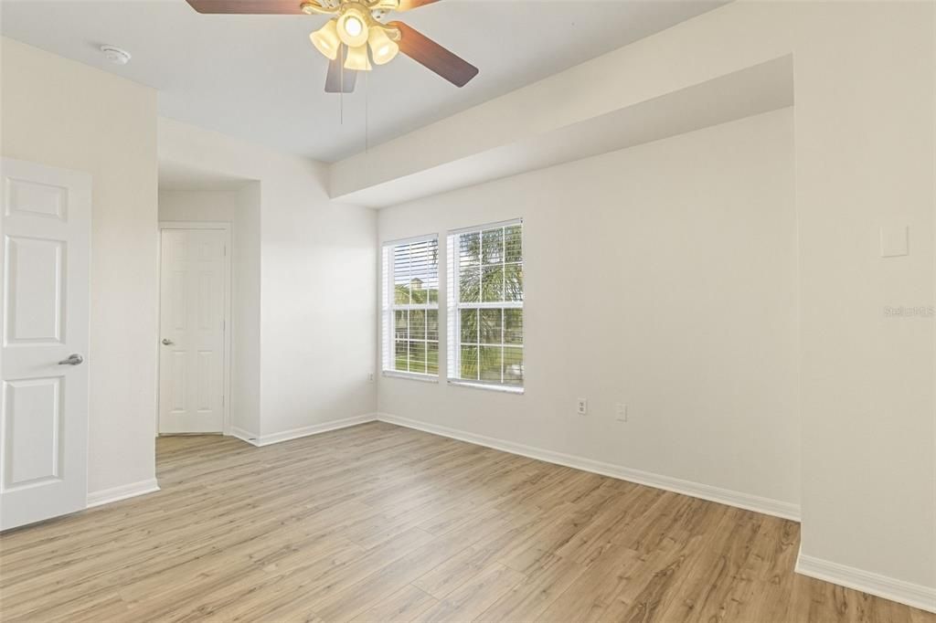 For Rent: $2,250 (3 beds, 2 baths, 1282 Square Feet)