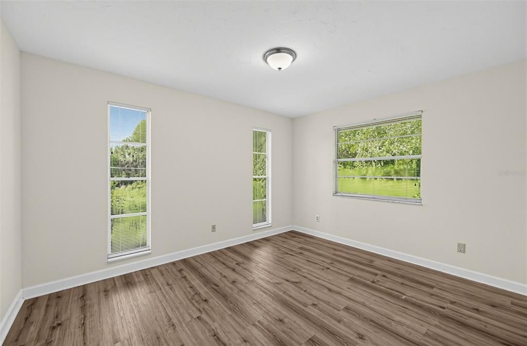 For Sale: $566,000 (3 beds, 3 baths, 1880 Square Feet)
