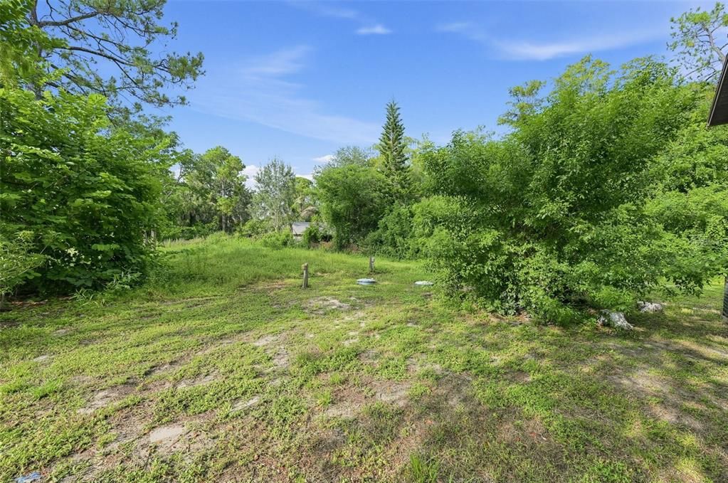 For Sale: $566,000 (3 beds, 3 baths, 1880 Square Feet)