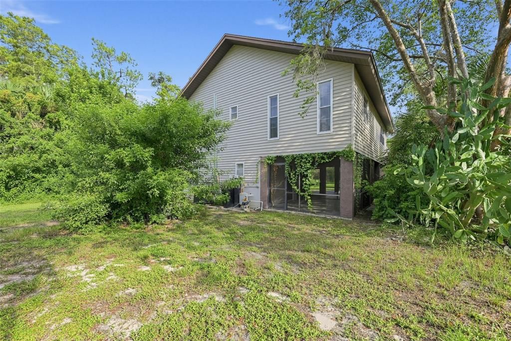 For Sale: $566,000 (3 beds, 3 baths, 1880 Square Feet)