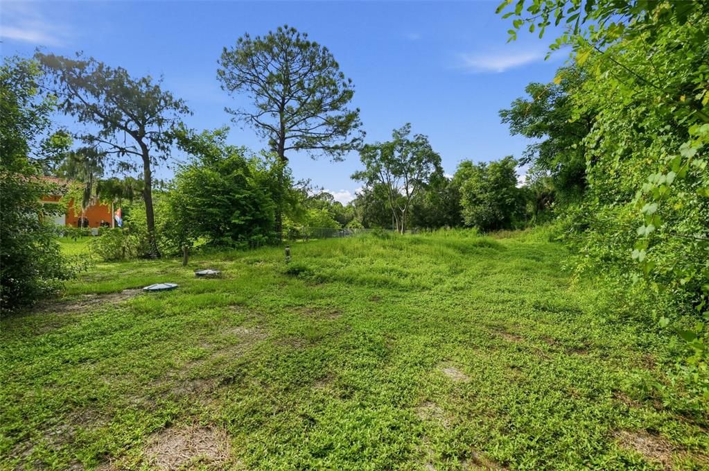 For Sale: $566,000 (3 beds, 3 baths, 1880 Square Feet)