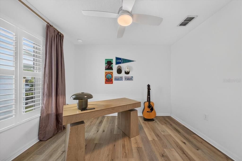 For Sale: $687,000 (3 beds, 2 baths, 1410 Square Feet)