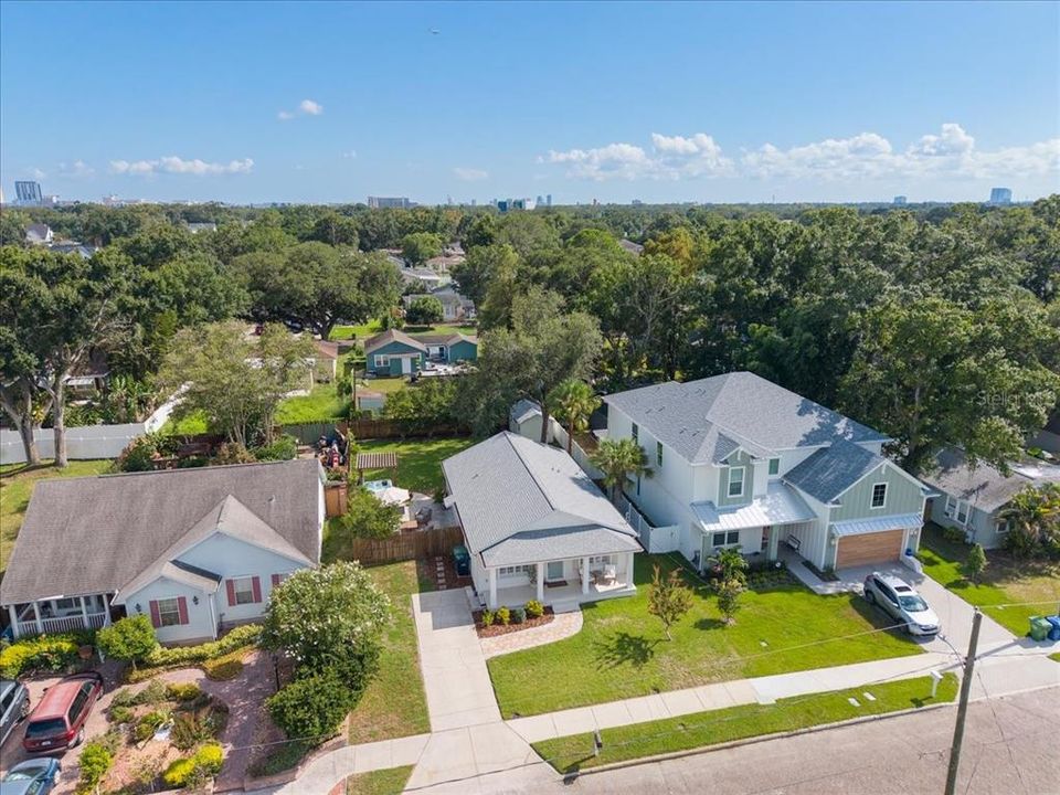 For Sale: $687,000 (3 beds, 2 baths, 1410 Square Feet)