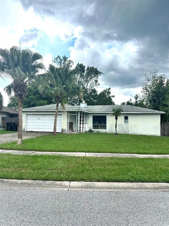 For Sale: $230,000 (2 beds, 2 baths, 1142 Square Feet)