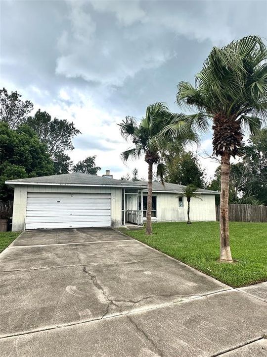 For Sale: $230,000 (2 beds, 2 baths, 1142 Square Feet)
