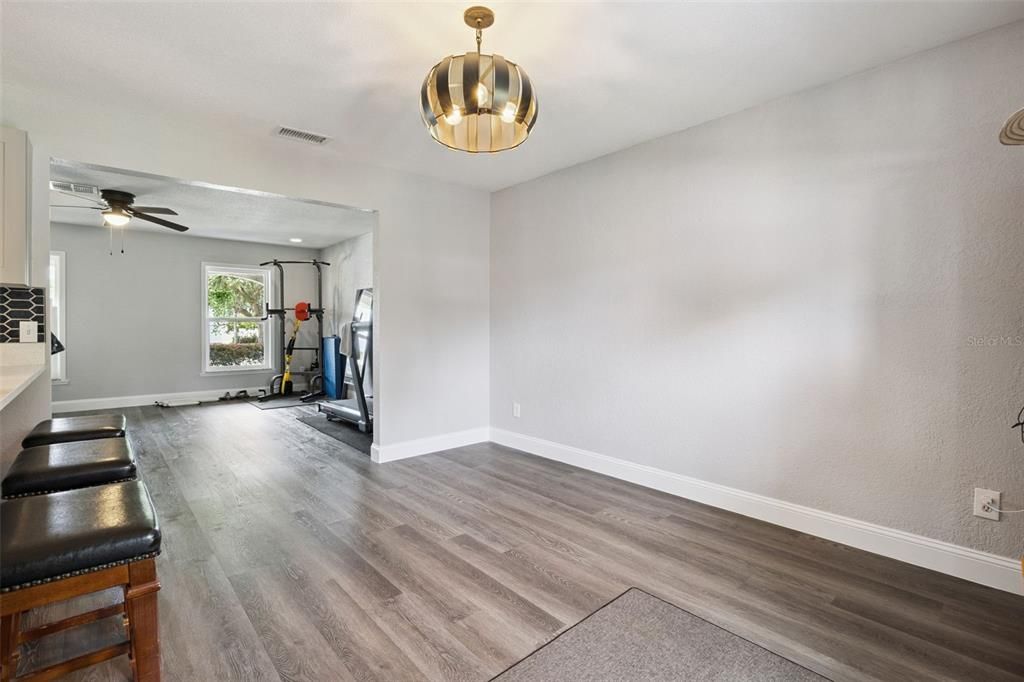 For Sale: $575,000 (4 beds, 3 baths, 2551 Square Feet)