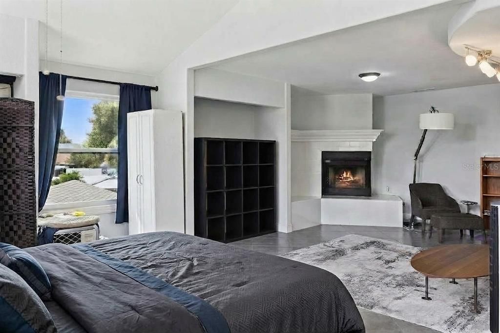 For Sale: $575,000 (4 beds, 3 baths, 2551 Square Feet)