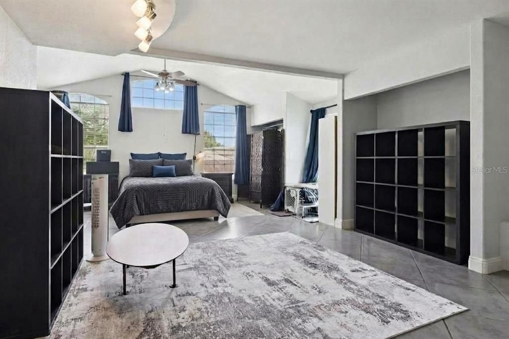 For Sale: $575,000 (4 beds, 3 baths, 2551 Square Feet)