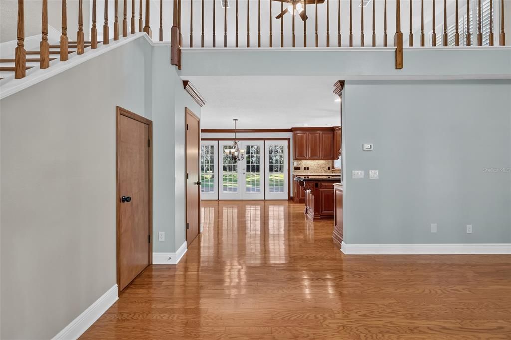 For Sale: $799,990 (3 beds, 3 baths, 2336 Square Feet)