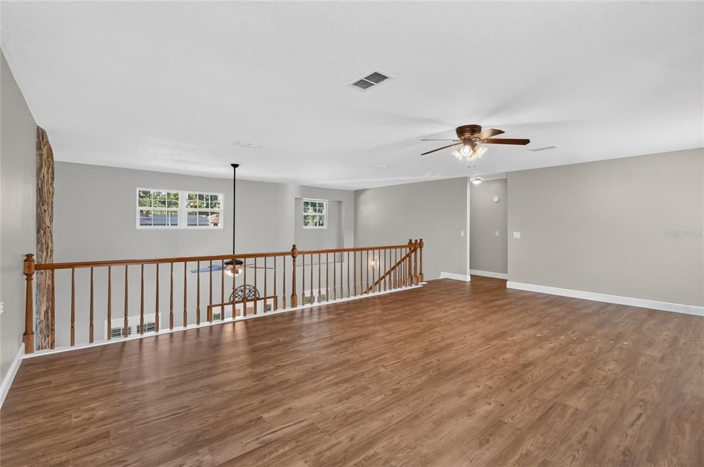 For Sale: $799,990 (3 beds, 3 baths, 2336 Square Feet)