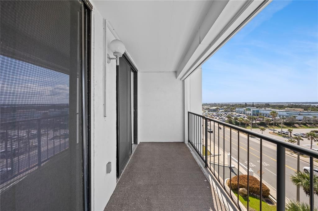 For Sale: $369,000 (2 beds, 2 baths, 1700 Square Feet)
