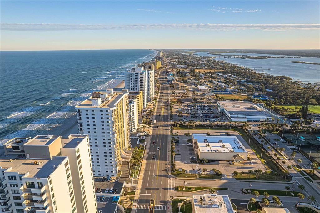 For Sale: $369,000 (2 beds, 2 baths, 1700 Square Feet)