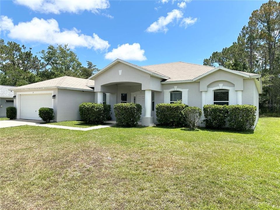 En Venta: $374,999 (4 camas, 2 baños, 2250 Pies cuadrados)