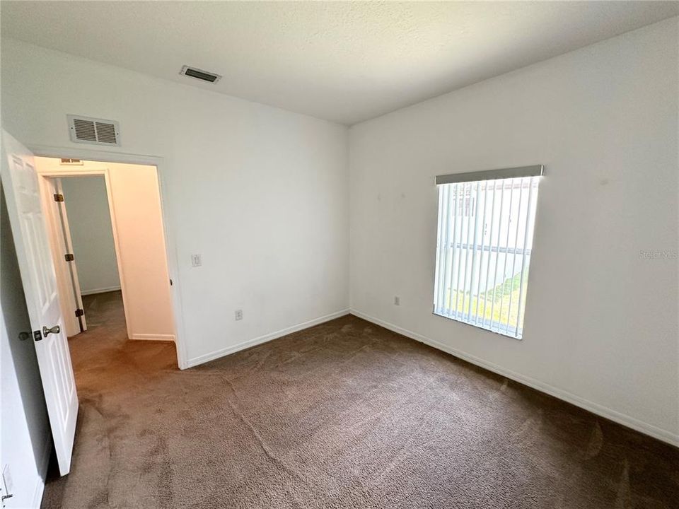 En Venta: $374,999 (4 camas, 2 baños, 2250 Pies cuadrados)