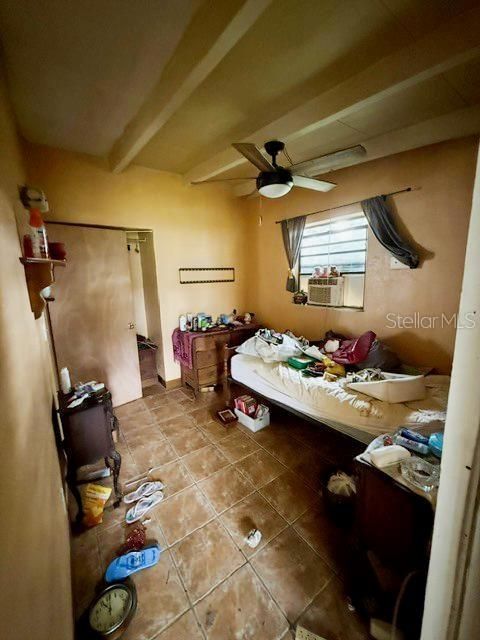На продажу: $220,000 (2 спален, 1 ванн, 943 Квадратных фут)