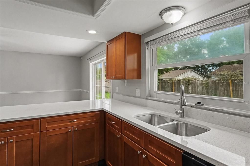 For Sale: $399,900 (3 beds, 2 baths, 1762 Square Feet)