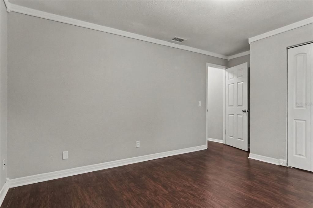 For Sale: $399,900 (3 beds, 2 baths, 1762 Square Feet)