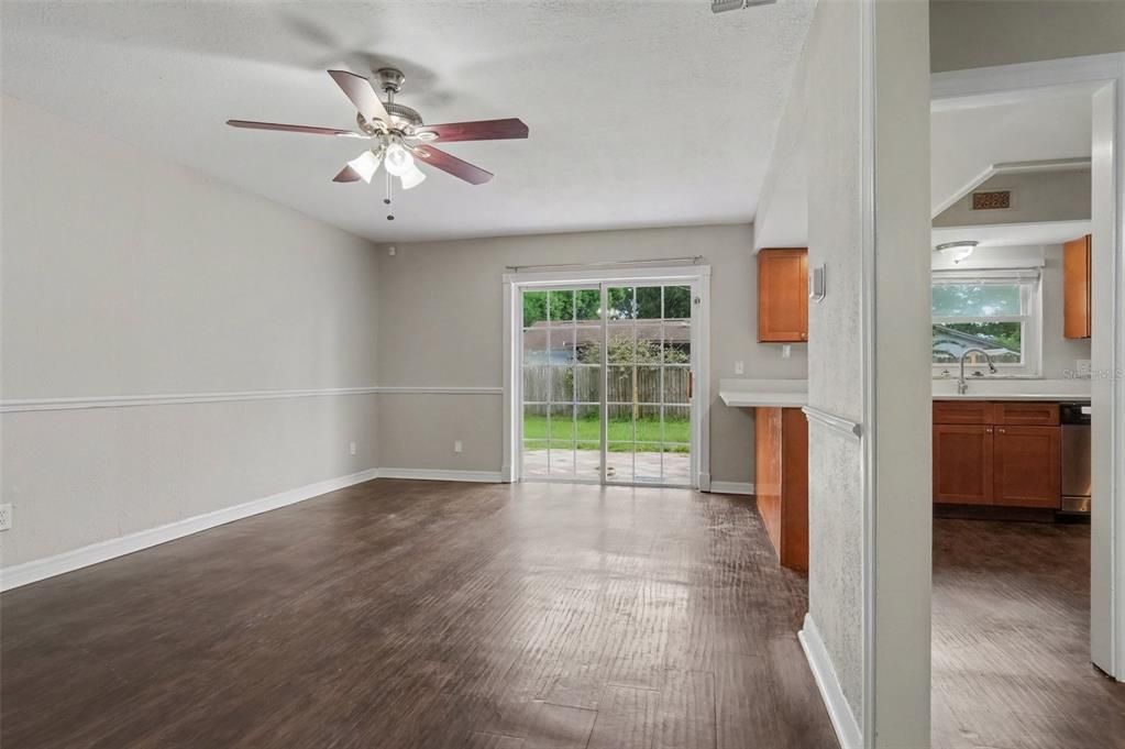For Sale: $399,900 (3 beds, 2 baths, 1762 Square Feet)