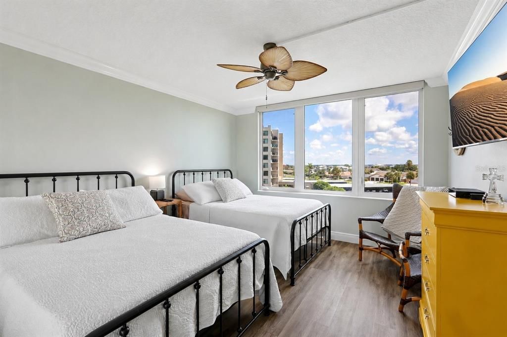 For Sale: $845,000 (2 beds, 2 baths, 1930 Square Feet)
