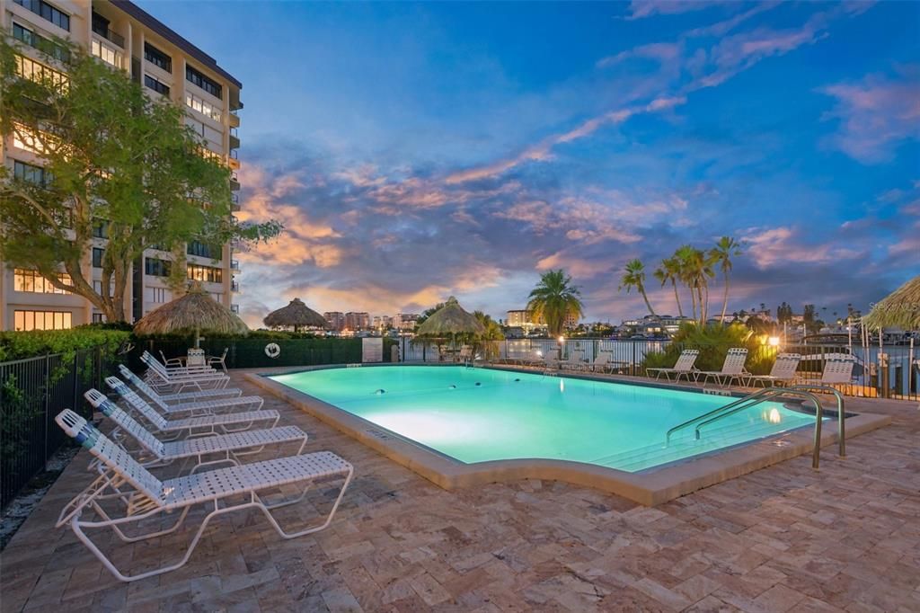 For Sale: $845,000 (2 beds, 2 baths, 1930 Square Feet)