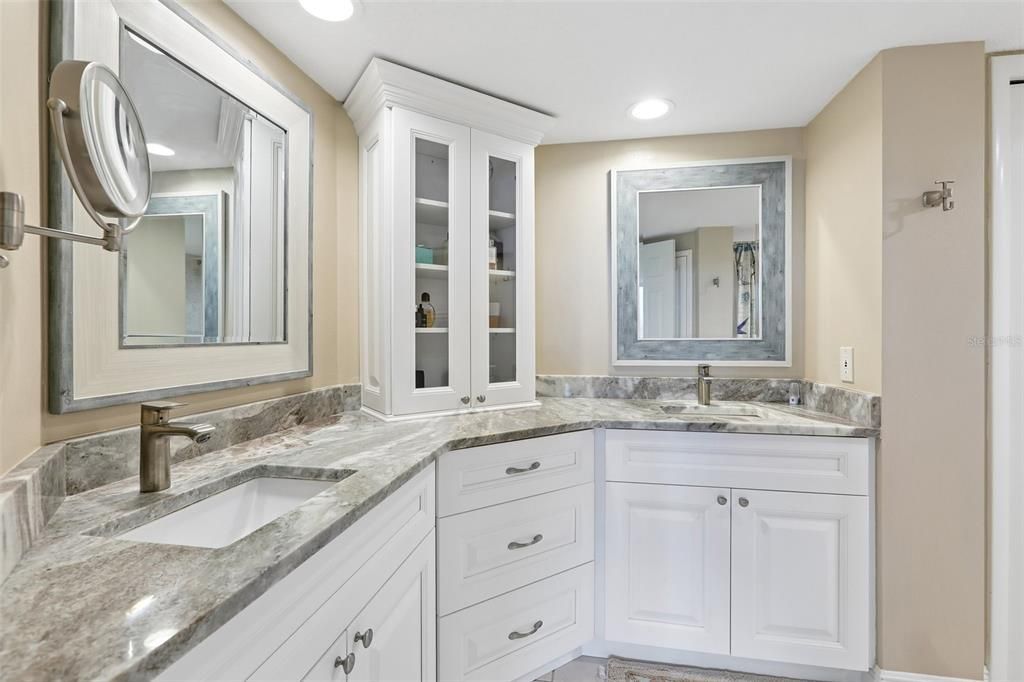 For Sale: $845,000 (2 beds, 2 baths, 1930 Square Feet)