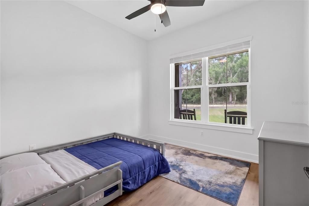 En Venta: $1,195,000 (4 camas, 3 baños, 2954 Pies cuadrados)