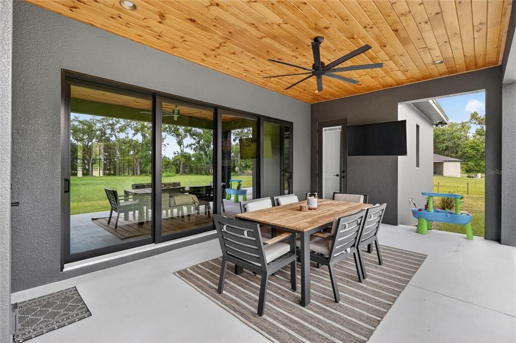 En Venta: $1,195,000 (4 camas, 3 baños, 2954 Pies cuadrados)