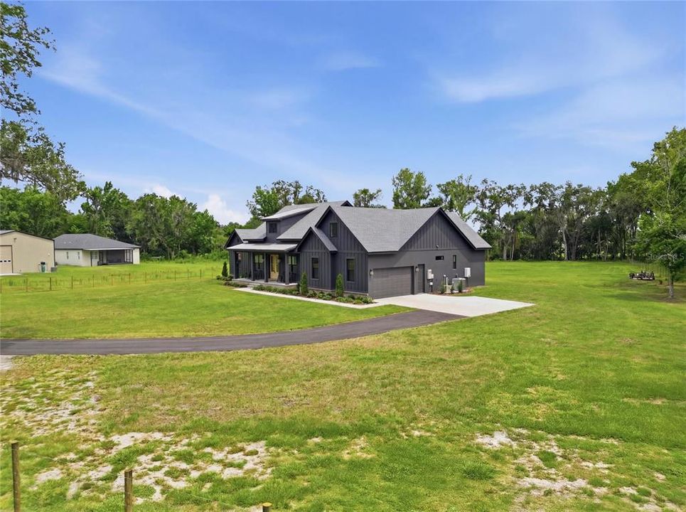 En Venta: $1,195,000 (4 camas, 3 baños, 2954 Pies cuadrados)