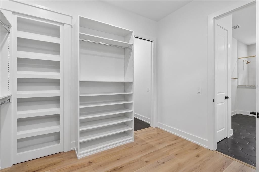 En Venta: $1,195,000 (4 camas, 3 baños, 2954 Pies cuadrados)