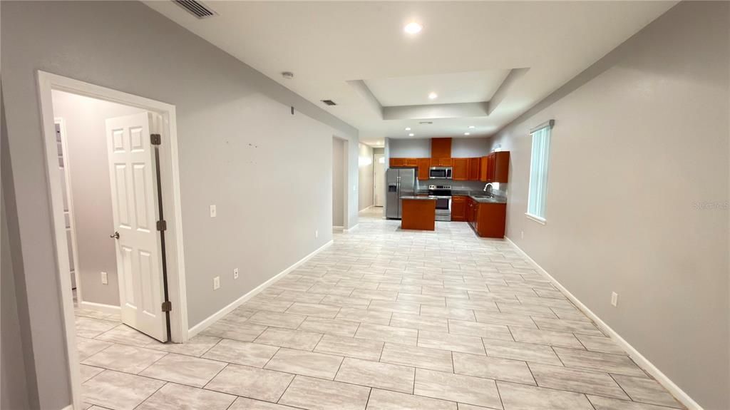 For Rent: $2,900 (3 beds, 2 baths, 1432 Square Feet)