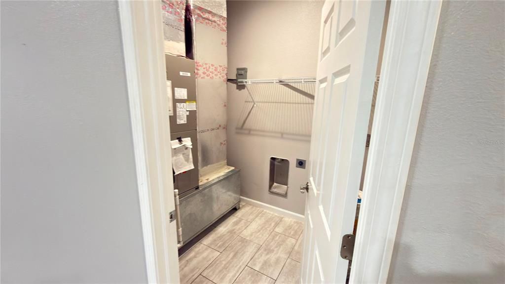For Rent: $2,900 (3 beds, 2 baths, 1432 Square Feet)