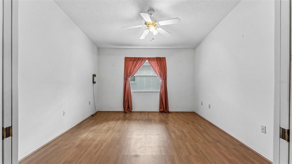 En Venta: $279,900 (2 camas, 2 baños, 1812 Pies cuadrados)