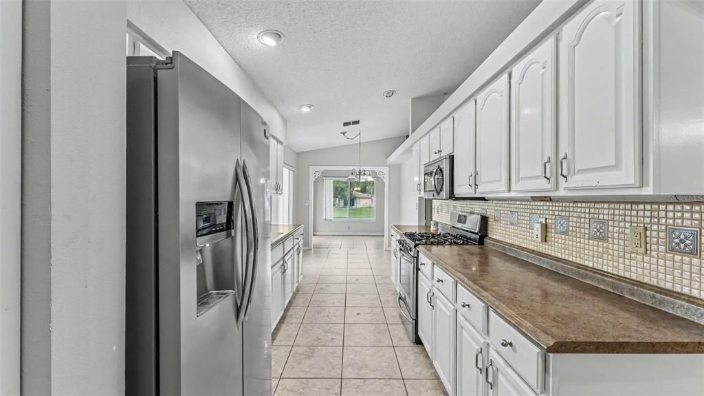 En Venta: $279,900 (2 camas, 2 baños, 1812 Pies cuadrados)