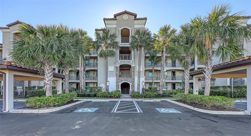 For Rent: $5,200 (2 beds, 2 baths, 1142 Square Feet)