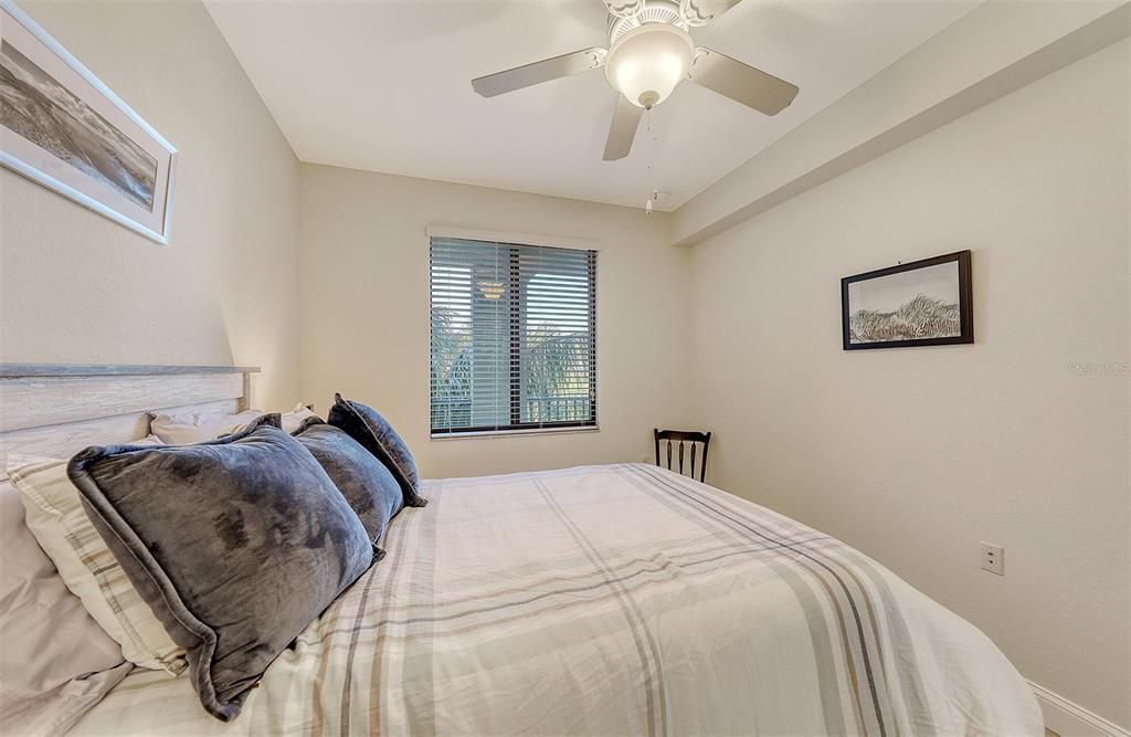 For Rent: $5,200 (2 beds, 2 baths, 1142 Square Feet)