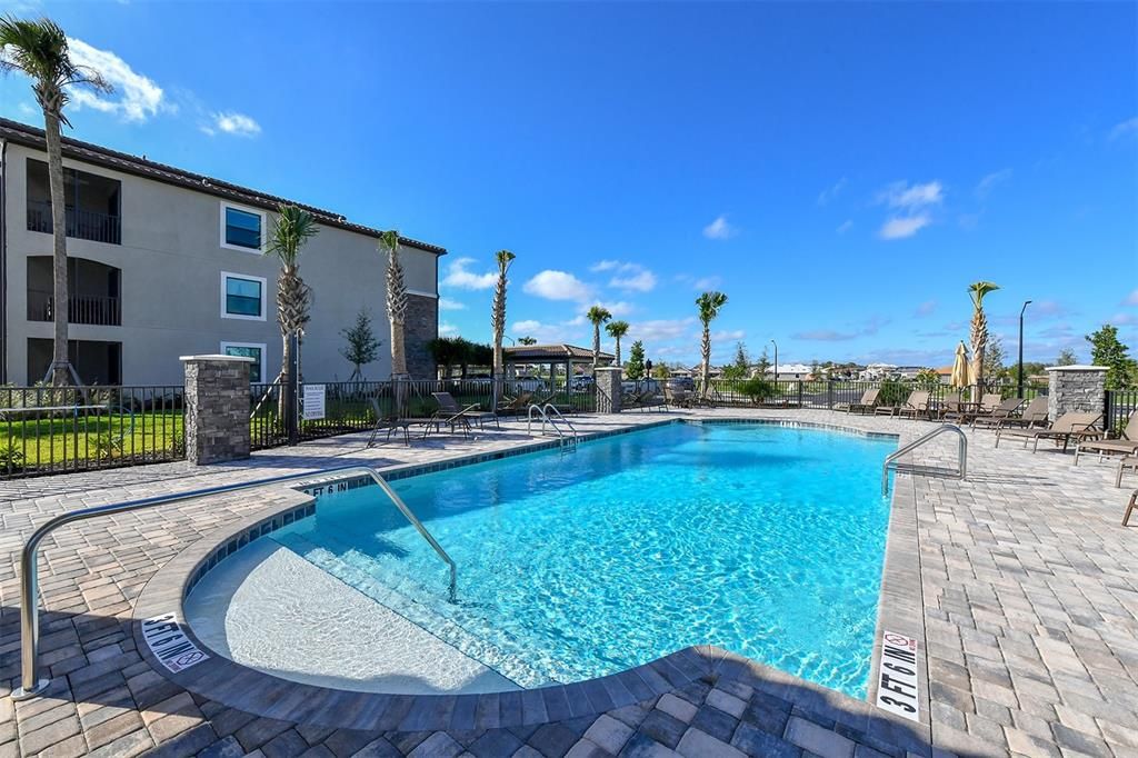 For Rent: $5,200 (2 beds, 2 baths, 1142 Square Feet)