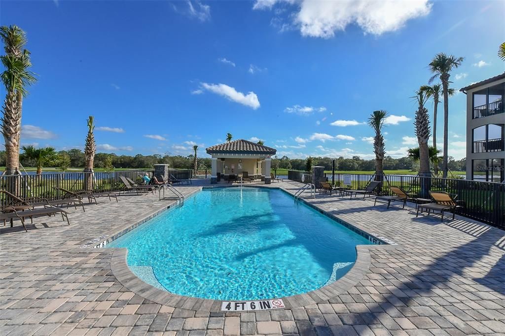 For Rent: $5,200 (2 beds, 2 baths, 1142 Square Feet)