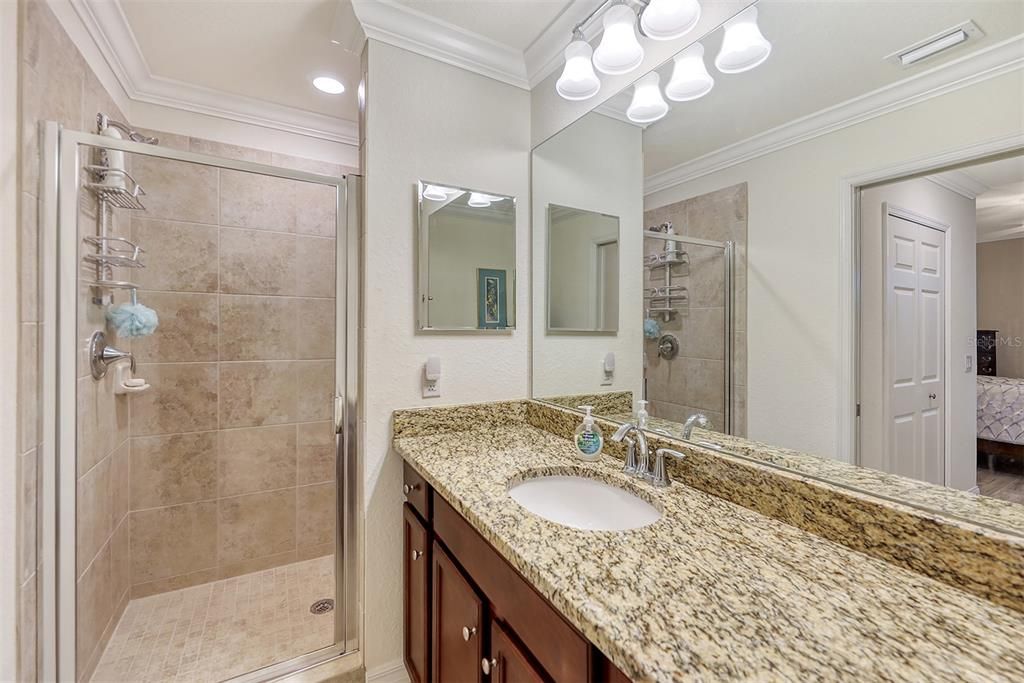 For Rent: $5,200 (2 beds, 2 baths, 1142 Square Feet)