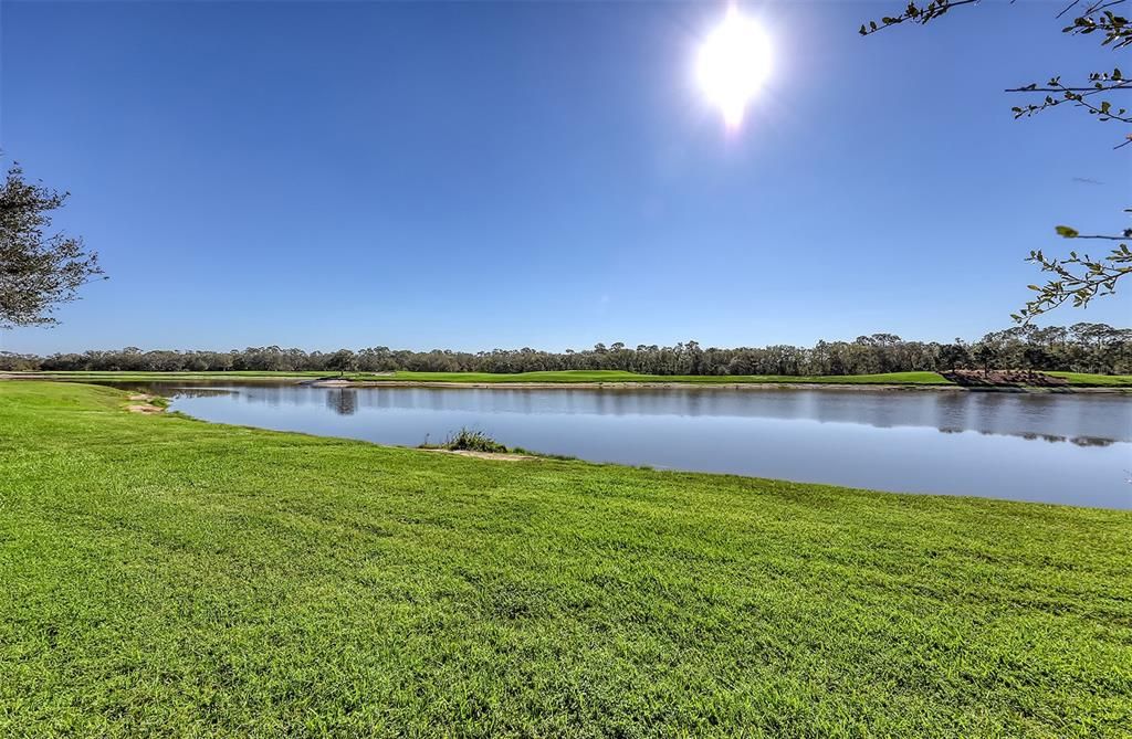 For Rent: $5,200 (2 beds, 2 baths, 1142 Square Feet)
