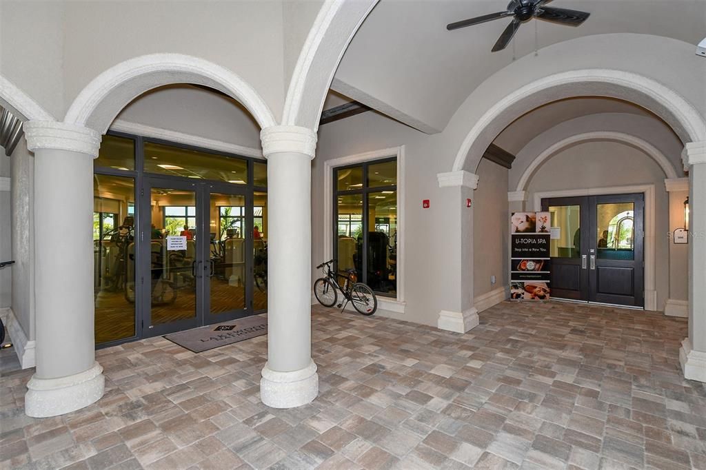 For Rent: $5,200 (2 beds, 2 baths, 1142 Square Feet)