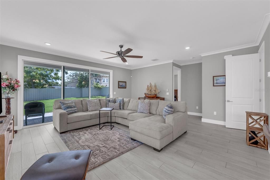 Active With Contract: $765,000 (4 beds, 2 baths, 2526 Square Feet)
