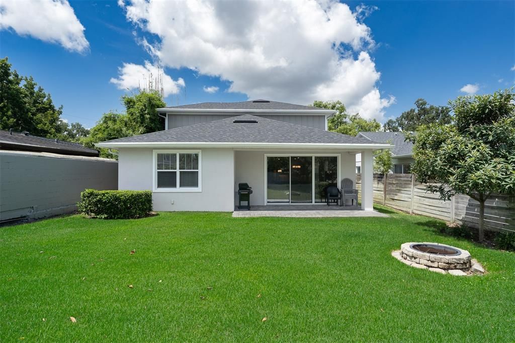Active With Contract: $765,000 (4 beds, 2 baths, 2526 Square Feet)